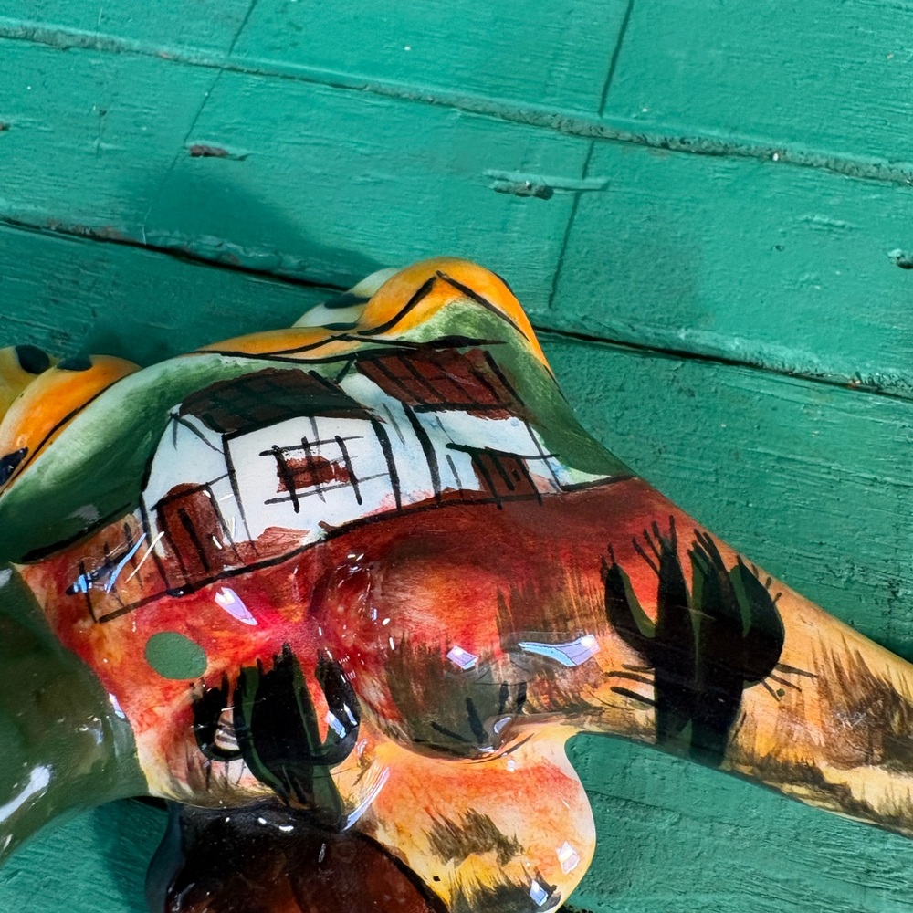 Handcrafted Multicolor Ceramic Lizard Decor - Picture 2 of 8